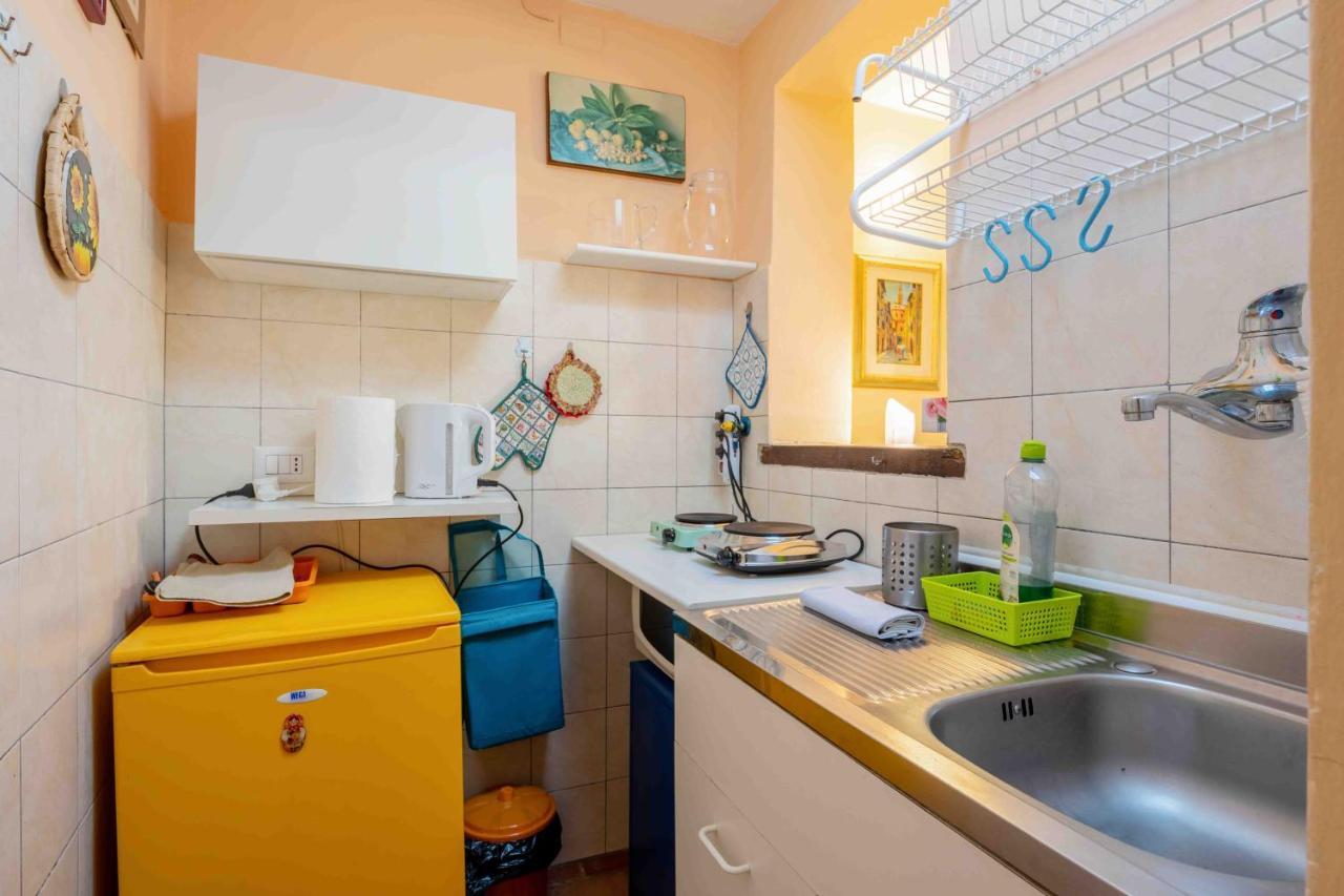 San Frediano Cozy Studio With Private Patio Apartamento Florença Exterior foto